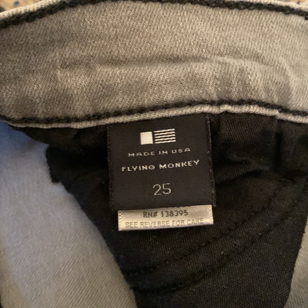 Flying Monkey Skinny Jeans- size 25 - Picture 4 of 6